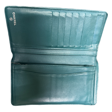 シャネル長財布のクリーニング+色掛け After3